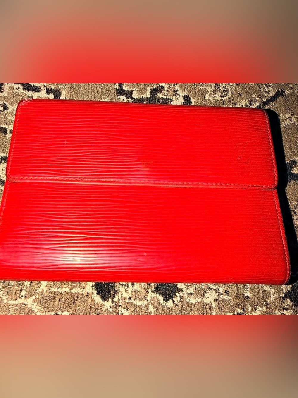 Louis Vuitton Epi Leather International Wallet Red